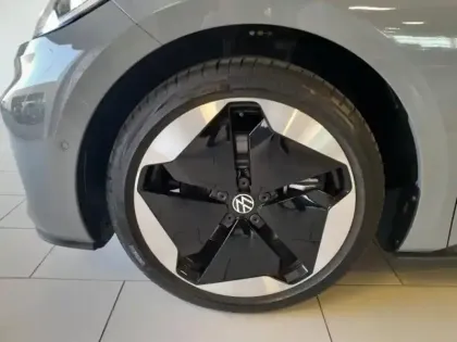 Photo 6 Volkswagen Id.3 Gén. I Ph2 NG Life Max 5