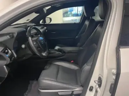 Photo 9 Lexus UX  250h 2WD Le Plus MY21