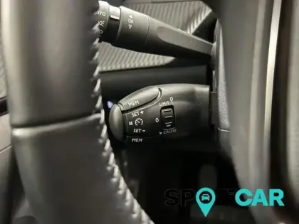 Photo 13 Peugeot 2008  1.2 PureTech 130ch S&S Style