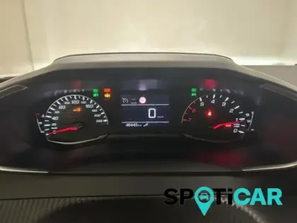 Photo 6 Peugeot 2008  1.2 PureTech 130ch S&S Style