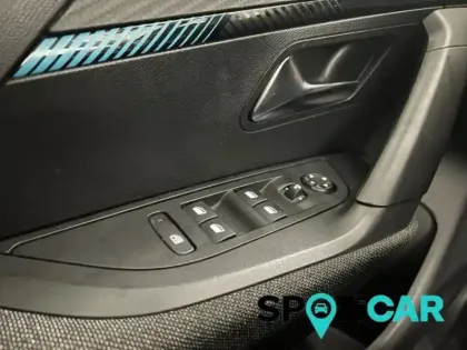 Photo 14 Peugeot 2008  1.2 PureTech 130ch S&S Style