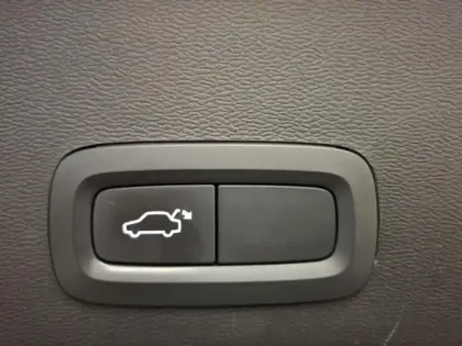 Photo 14 Volvo Xc40  D3 AdBlue 150ch R-Design Geartronic 8