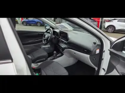 Photo 8 Hyundai Bayon  1.0 T-GDi 100ch Hybrid 48V Executive DCT-7