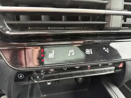 Photo 14 Citroën C5 aircross  Hybrid rechargeable 225ch Shine Pack ë-EAT8