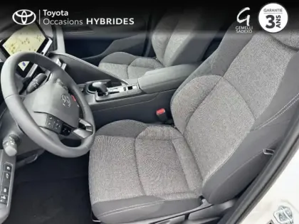 Photo 10 Toyota C-HR  1.8 Hybride 140ch Graphic MY26