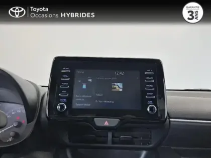 Photo 14 Toyota Yaris  116h Dynamic 5p MY22