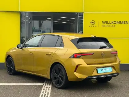 Photo 6 Opel Astra  1.6 Turbo 180ch Hybrid  Elegance Business BVA8