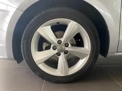 Photo 8 Audi A1  Sportback 1.4 TDI 90ch ultra Ambiente S tronic 7