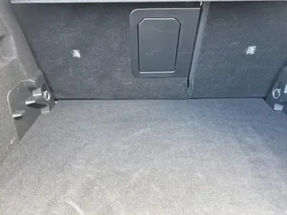 Photo 6 Citroën C4  1.2 Hybride 136ch S&S MAX Automatique