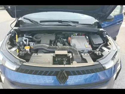 Photo 14 Renault Captur  1.6 E-Tech full hybrid 145ch esprit Alpine