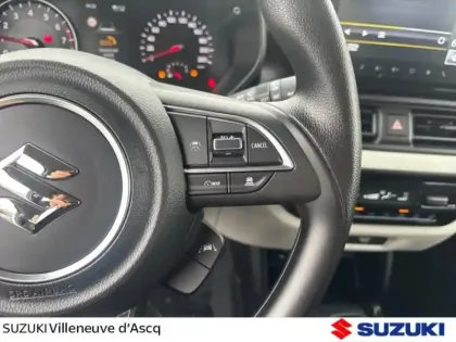 Photo 14 Suzuki Swift  1.2 Hybrid 83ch Avantage