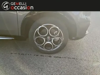 Photo 5 Alfa Romeo Tonale  1.3 PHEV 280ch Ti AT6 e-Q4