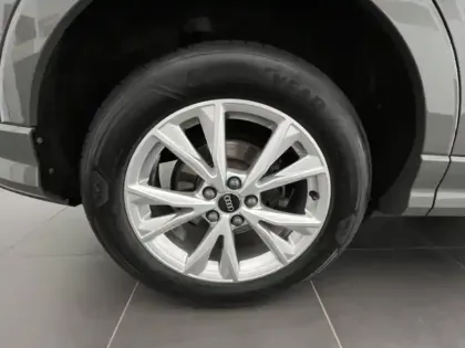 Photo 8 Audi Q3  35 TDI 150ch S line S tronic 7