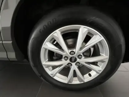 Photo 10 Audi Q3  35 TDI 150ch S line S tronic 7