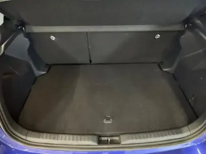 Photo 11 Toyota Yaris  116h Design 5p MC24