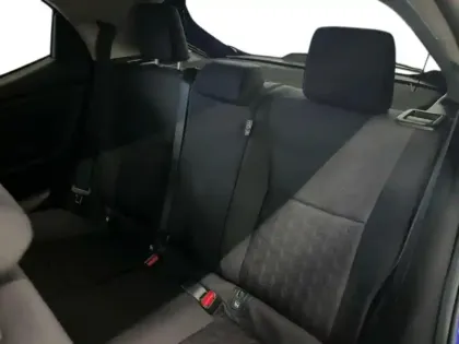 Photo 12 Toyota Yaris  116h Design 5p MC24