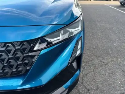 Photo 5 Renault Austral  1.2 E-Tech full hybrid 200ch esprit Alpine - 25