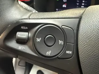 Photo 14 Opel Corsa  1.2 Turbo 100ch GS