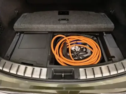 Photo 6 Lexus Nx  450h+ Luxe 4WD Pack Design