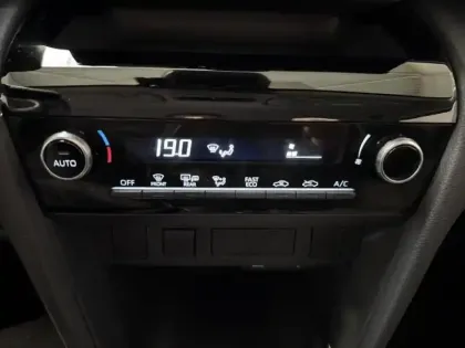 Photo 10 Toyota Yaris  Cross 116h Dynamic MC24