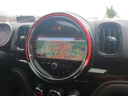 Photo 8 Mini Countryman  Cooper SE  125ch + 95ch Northwood ALL4 BVA6