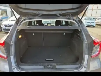 Photo 11 Renault Captur  1.6 E-Tech hybride 145ch Techno Fast Track