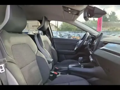 Photo 9 Renault Captur  1.6 E-Tech hybride 145ch Techno Fast Track