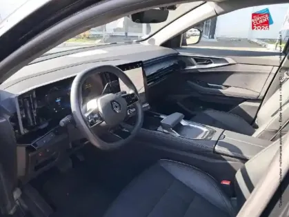 Photo 29 Renault Austral  1.2 E-Tech full hybrid 200ch Iconic- 23