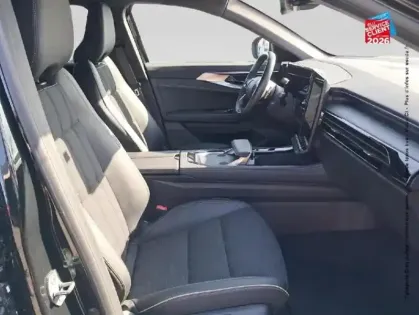 Photo 19 Renault Austral  1.2 E-Tech full hybrid 200ch Iconic- 23