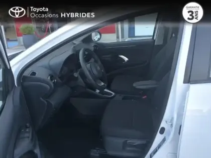 Photo 10 Toyota Yaris  116h Dynamic 5p MY25