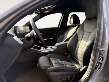 Photo 8 BMW Serie 3 Série 3 Touring 320dA xDrive 190ch M Sport