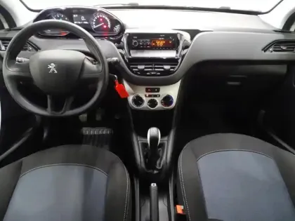 Photo 5 Peugeot 208  1.2 PureTech 68ch Like 5p