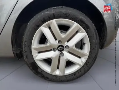 Photo 9 Renault Clio  1.5 Blue dCi 100ch Evolution