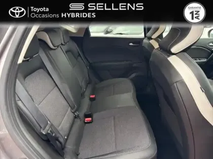 Photo 6 Renault Captur  1.6 E-Tech hybride 145ch Intens -21