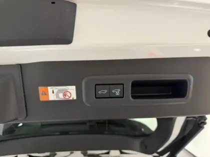 Photo 14 Lexus Lbx  1.5 136ch Elegant 2WD Pack Tech