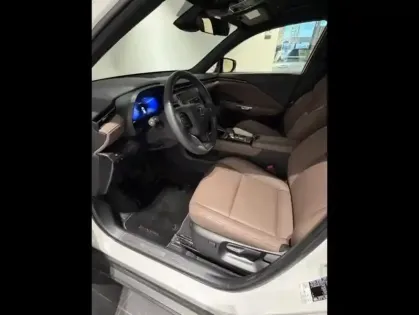 Photo 6 Lexus Lbx  1.5 136ch Elegant 2WD Pack Tech