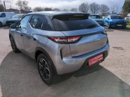 Photo 5 DS DS 3  Crossback PureTech 130ch Grand Chic Automatique 7cv