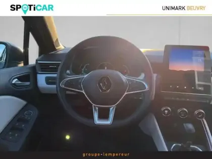 Photo 11 Renault Clio  1.6 E-Tech hybride 140ch Intens -21N