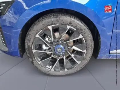 Photo 9 Renault Clio  1.6 E-Tech 145ch full hybrid esprit Alpine - 24