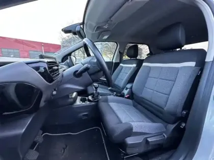 Photo 12 Citroën C4  Cactus PureTech 110ch S&S Shine E6.d