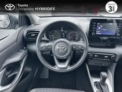 Photo 8 Toyota Yaris  116h Dynamic 5p MC24