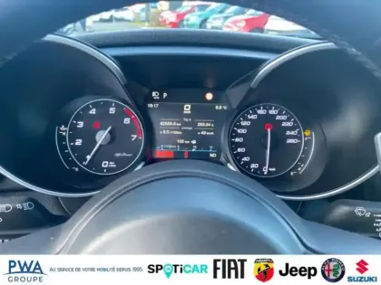 Photo 14 Alfa Romeo Giulia  2.0 TB 200ch Sprint AT8 MY22