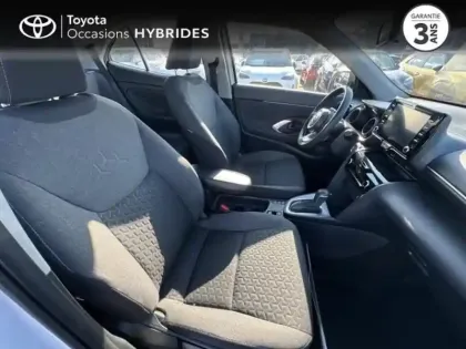 Photo 20 Toyota Yaris Gén. I Ph1 NG Dynamic 5