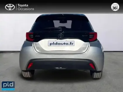 Photo 6 Toyota Yaris  116h Design 5p MC24