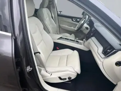 Photo 8 Volvo Xc60  T8 AWD Recharge 310 + 145ch Inscription Luxe Geartronic