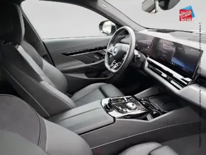 Photo 19 BMW Serie 5 Série 5 Touring 530e 299ch M Sport xDrive