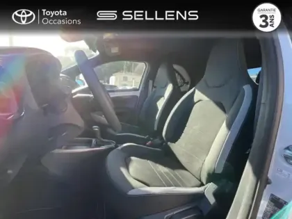 Photo 10 Toyota Aygo  X 116h GR Sport