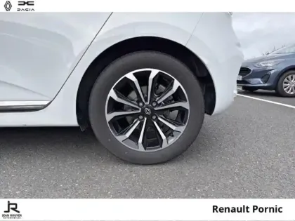Photo 7 Renault Clio  TECHNO E-Tech 145ch full hybrid