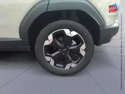 Photo 9 Dacia Duster  1.8 hybrid 155ch Extreme