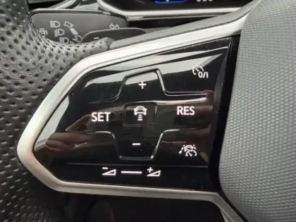 Photo 12 Volkswagen T-roc Gén. I Ph2 R-Line 5